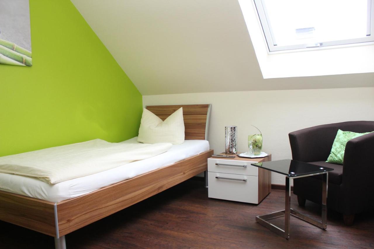 Hotel Ebert Neuhof  Bagian luar foto